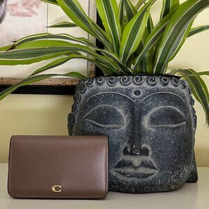 Coach Essential Slim Card Case In Taupe / Tan Colour Leather - Authentic